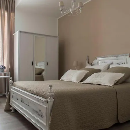 La Casa Di Titti 3*