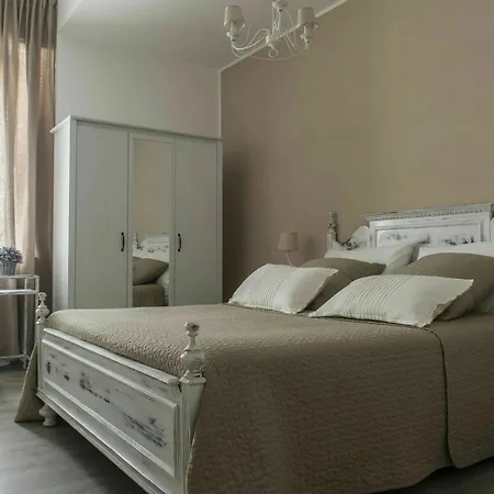 La Casa Di Titti 3*